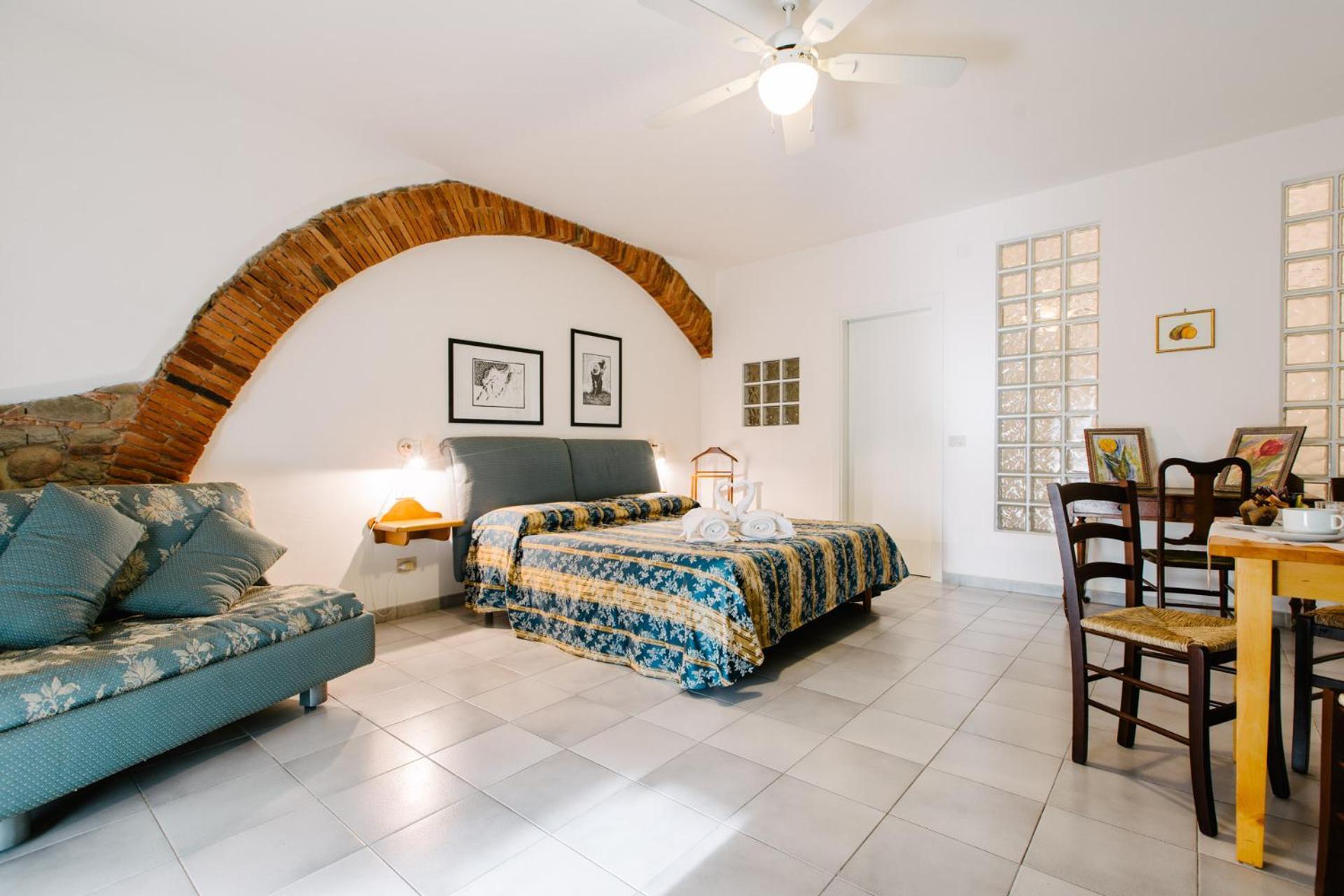 Agriturismo Casa Andreina Кастильоне-делла-Пеская Экстерьер фото